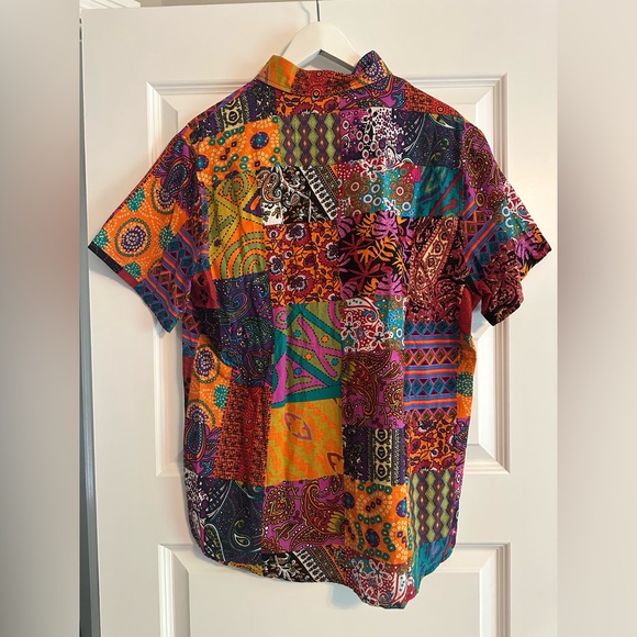 Two-Sided Colorful Patterned Shirt - Picture 2 of 3